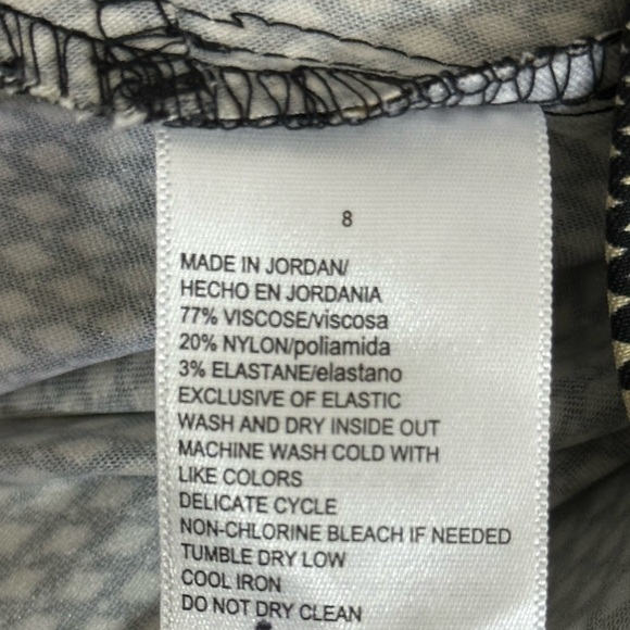 Rafaella sz 8 pant straight leg, pull on Diamond shape design mini print - Picture 15 of 15